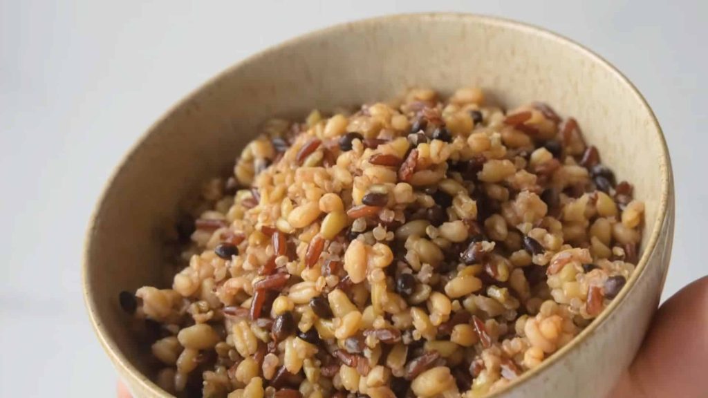 bowl of whole grains