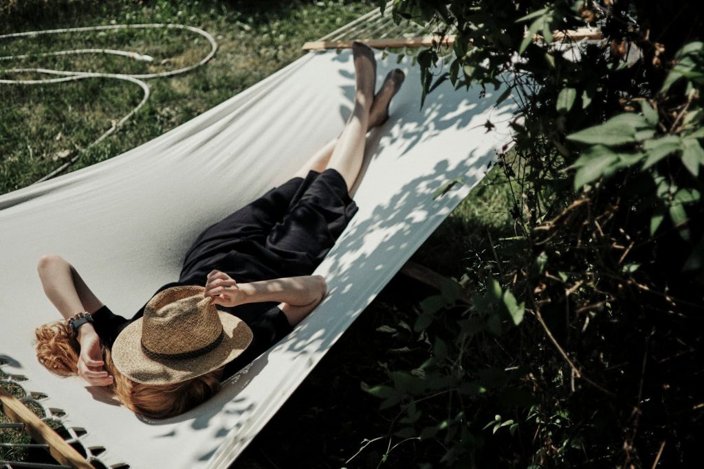 rest-relax-in-hammock